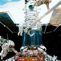 astronauts-spacewalk