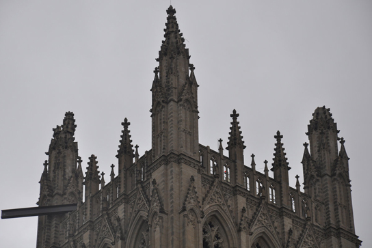 national-cathedral-damaged-pinnacle