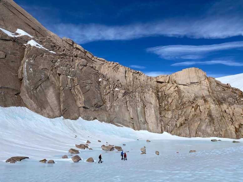 17-Pound Meteorite Ice Cliffs