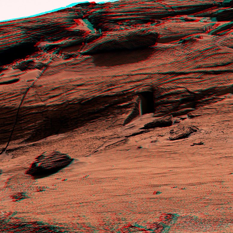 3D Curiosity Mars East Cliffs Door