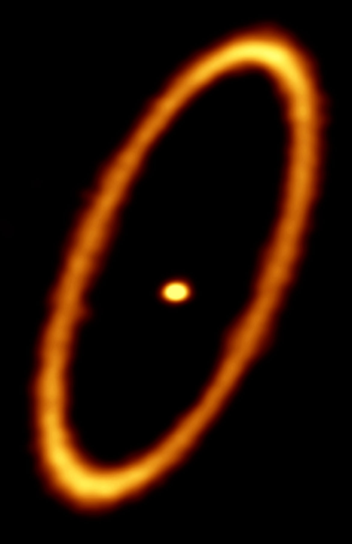 ALMA Views Fomalhaut Star System in Never-Before-Seen Detail