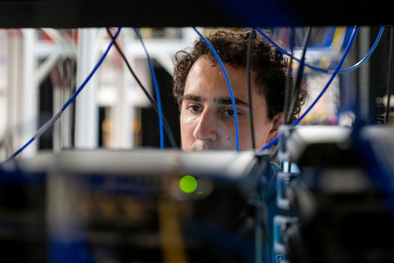 Alejandro Andrés Juanes Testing Quantum Technology