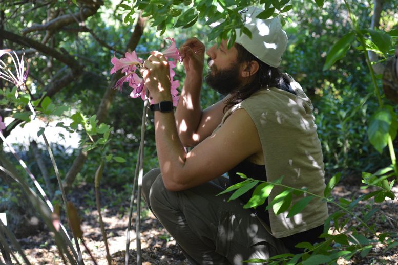 Aleksey Maro Extracting Nectar