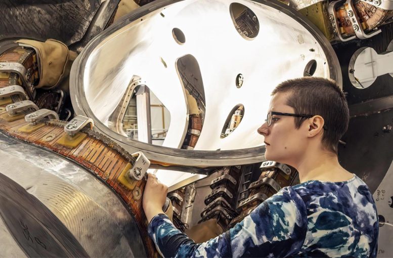 Alexandra LeViness Stellarator