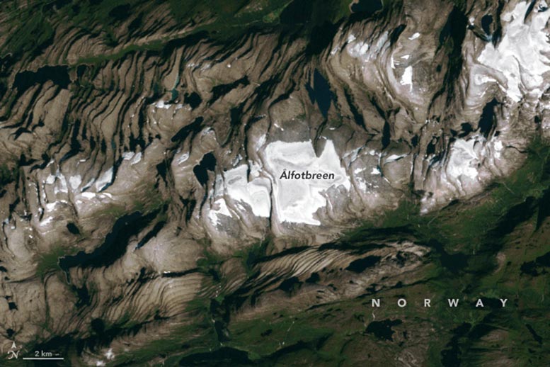 Ålfotbreen Glacier 2003 Annotated