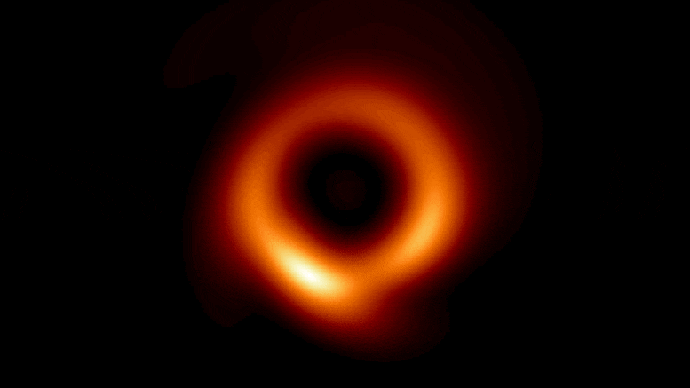 Strojové učení zlepšuje obraz černé díry M87