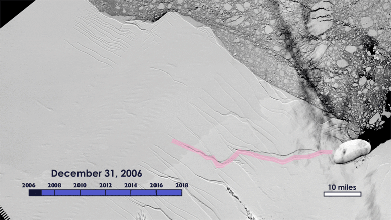 Animation of the Growth of the Crack in the Larsen C Ice Shelf