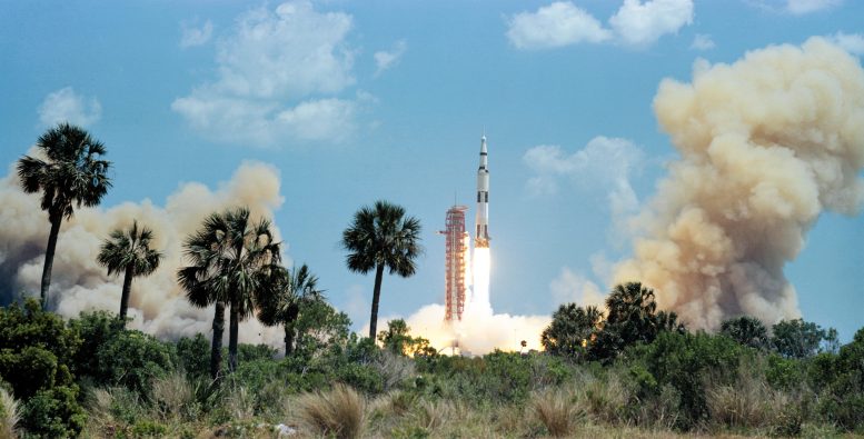 Apollo 16 Liftoff