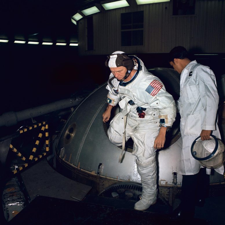 Formation de l'équipage d'Apollo 8