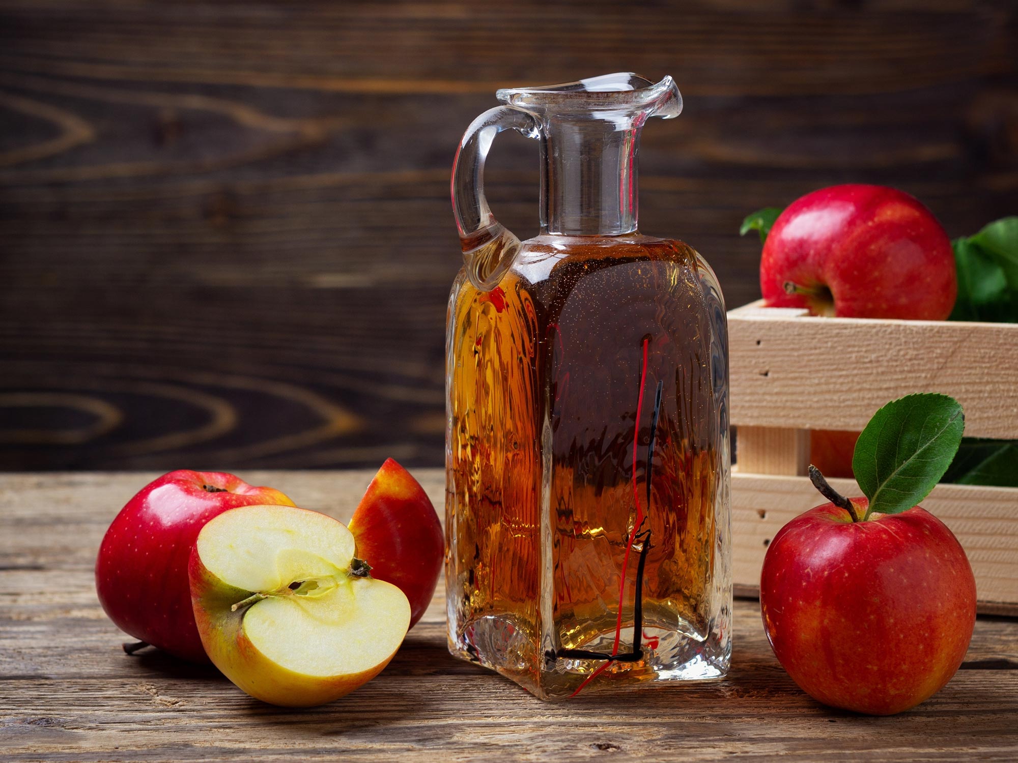 jar of apple cider vinegar