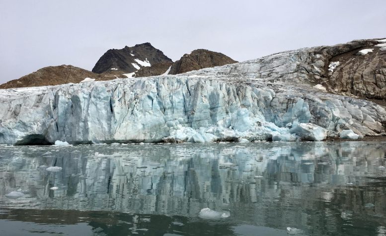 Apusiaajik Glacier Greenland
