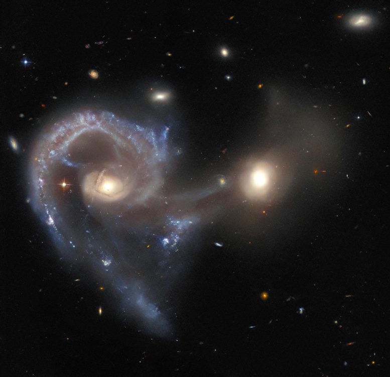 Arp 107 Hubble Space Telescope