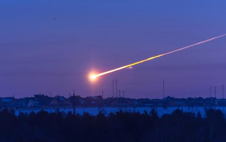 Asteroid-Chelyabinsk-2013-Explodes-777x489.jpg