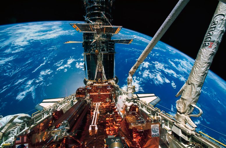 Astronaut F Story Musgrave Final Hubble Servicing Mission 1 Spacewalk