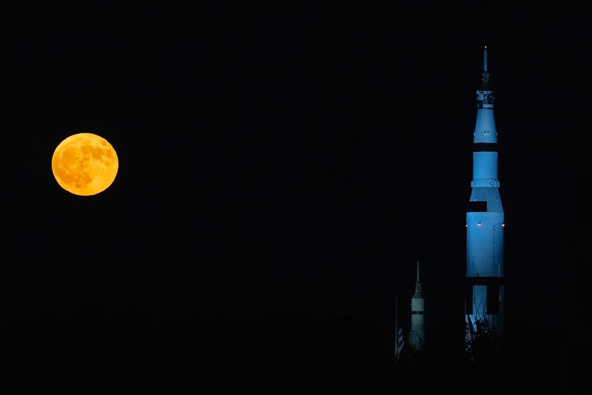 August 2024 Supermoon Rises Over “Rocket City”