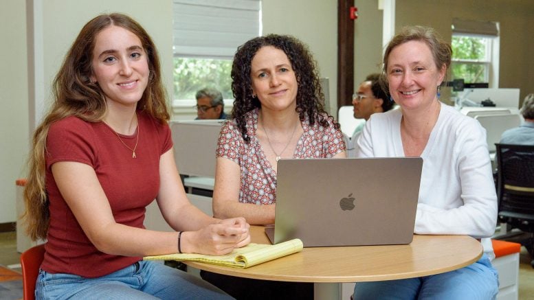 Aviya Litman, Olga Troyanskaya and Chandra Theesfeld