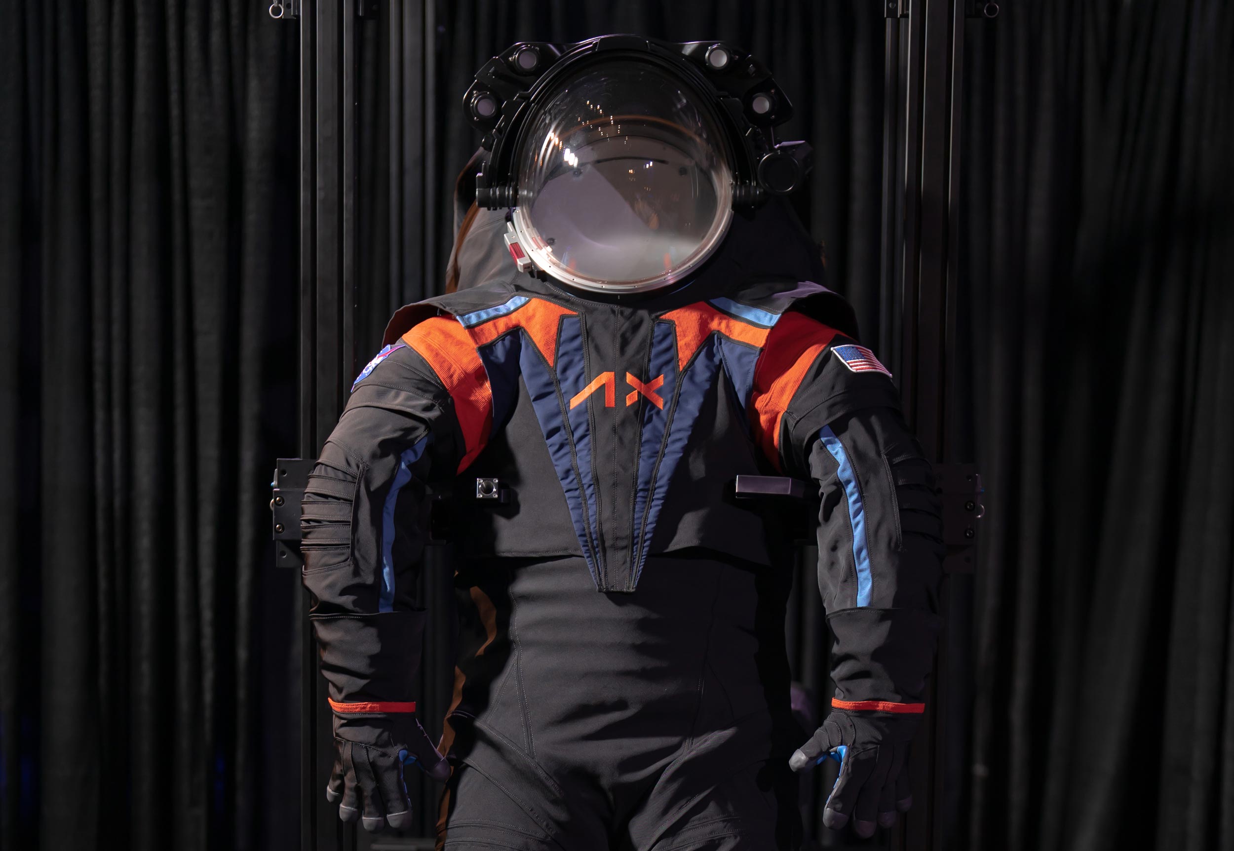 Axiom Space Reveals AxEMU Next Generation Spacesuit For Artemis III 