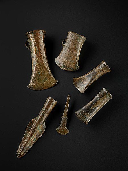 Outils de l'âge du bronze par Adabrock Hoard