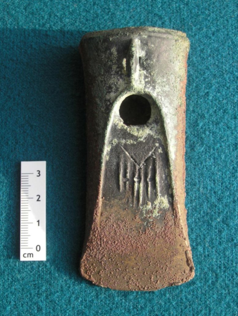 Bronze Axe Discovered at the Semiyarka Site