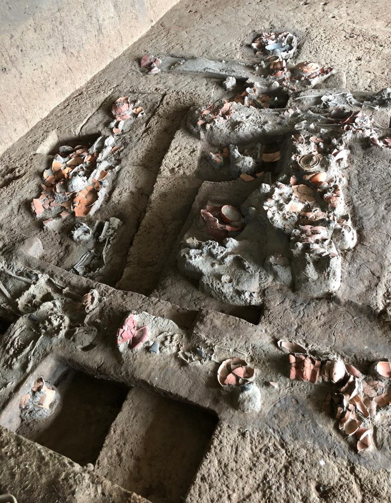 Burials at Nong Ratchawat