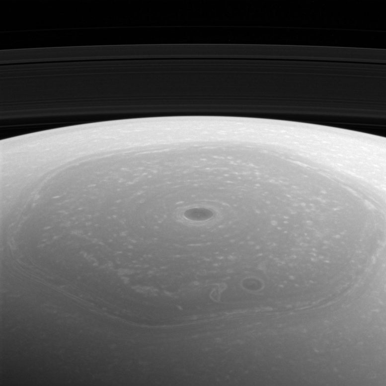 Cassini Image of Saturn's Northern Hemisphere