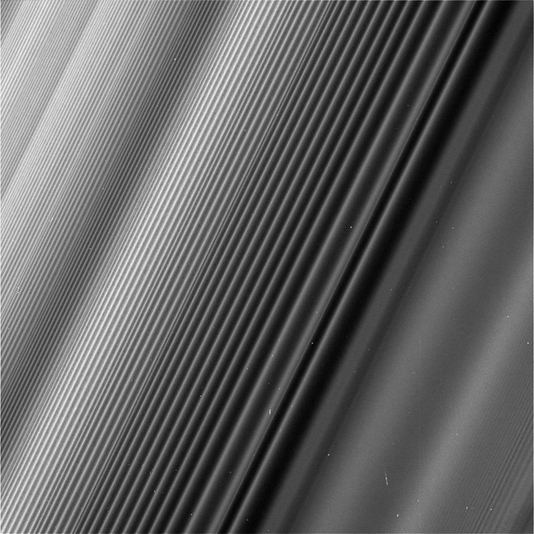 Cassini Shows a Wave Structure in Saturn's Rings