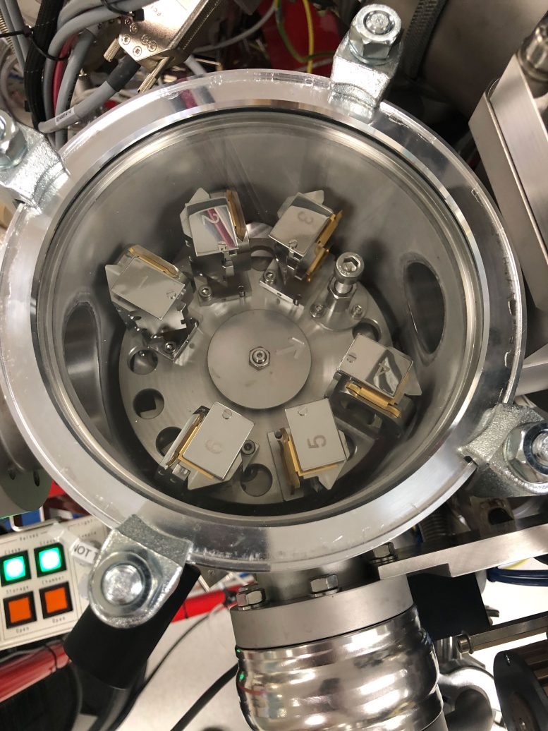 Chamber of Ion Microprobe