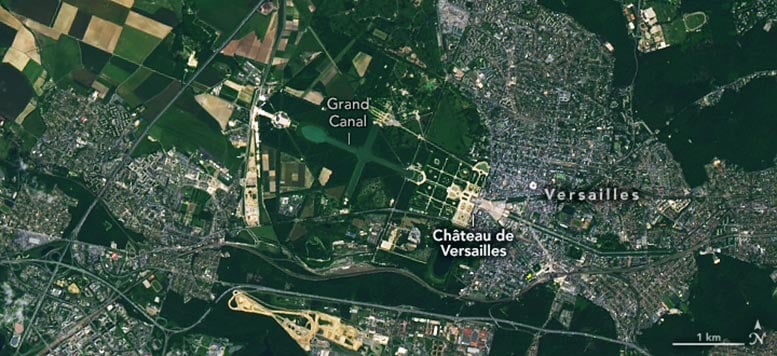 Château de Versailles From Space Annotated