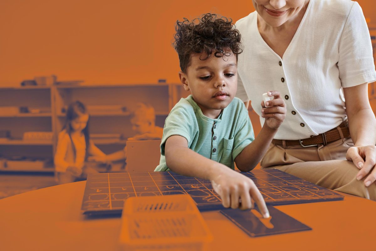 Child-Learning-With-Montessori-Materials