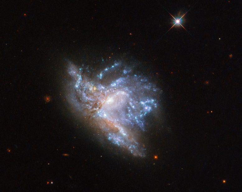 Colliding Galaxies NGC 6052