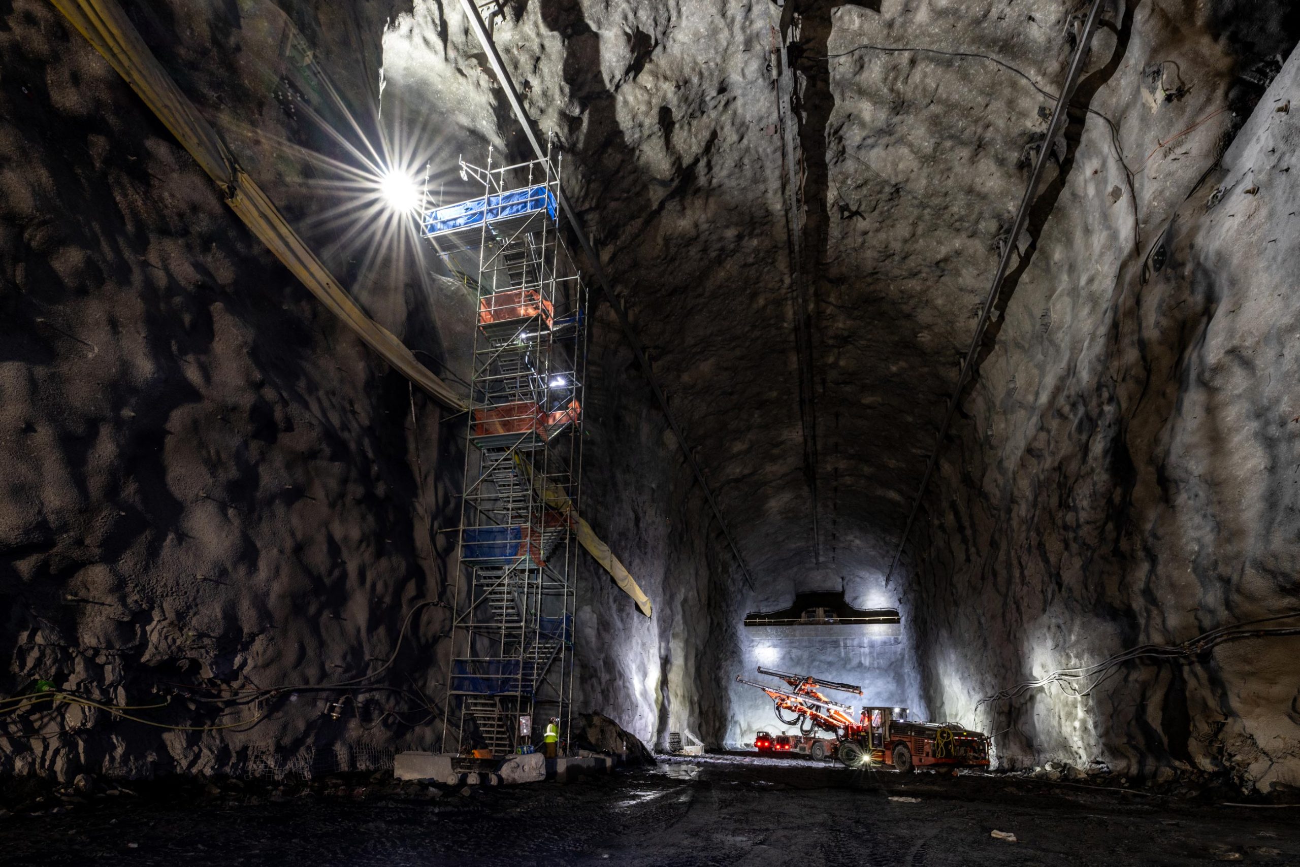 Voor het DUNE Neutrino Experiment zijn diep onder de grond enorme grotten gegraven