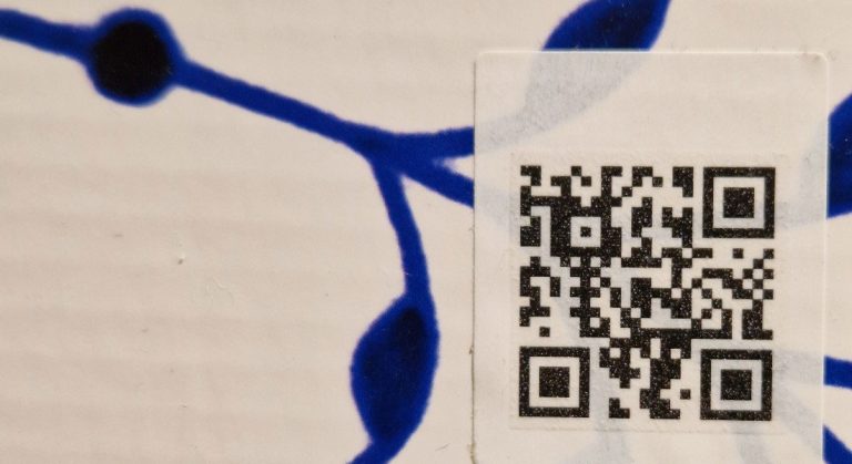 Qr Code Copy Proof This Invisible Invention Could End Counterfeiting for Good