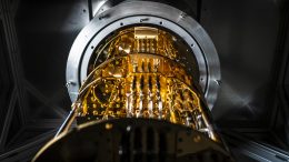 Cryostat Cooling Quantum Processor