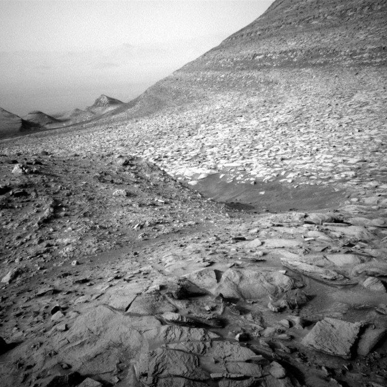 Curiosity South Side of Pinnacle Ridge