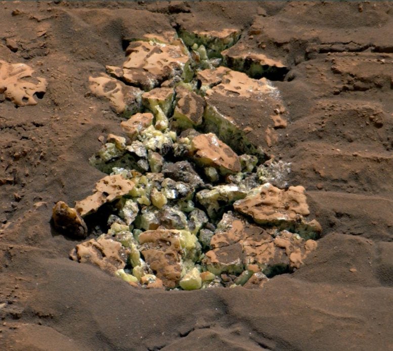 Curiosity Views Sulfur Crystals Within a Crushed Rock