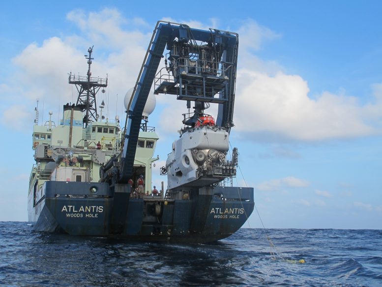 DSV Alvin with RV Atlantis