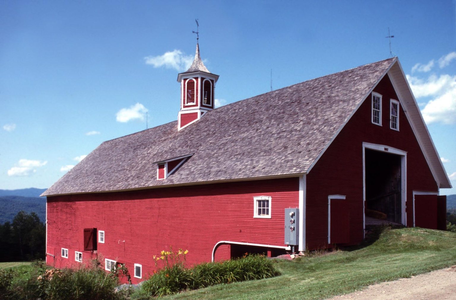 Why Are Barns Almost Always Painted Red?