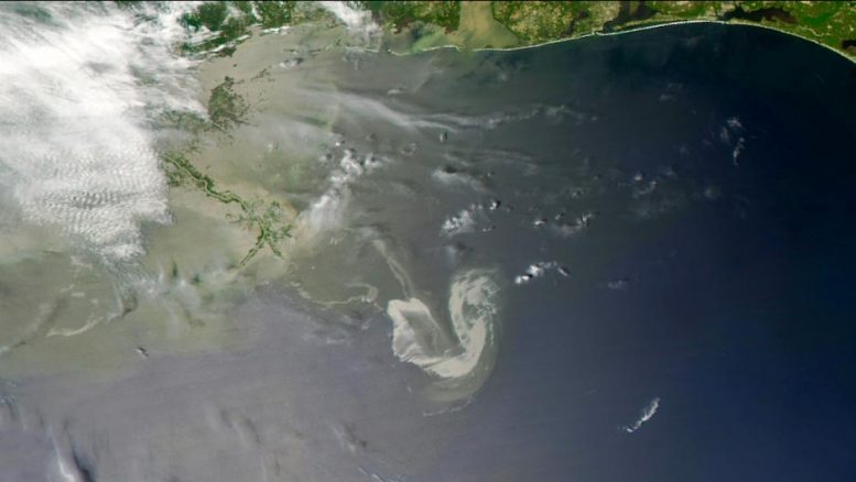 Deepwater Horizon Oil Spill Satellite Image