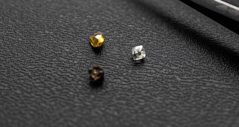 Diamonds With Microscopic Silicate and Sulphide Inclusions