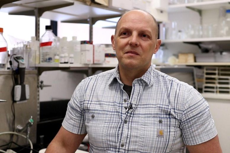 Dr. Jason Kindrachuk