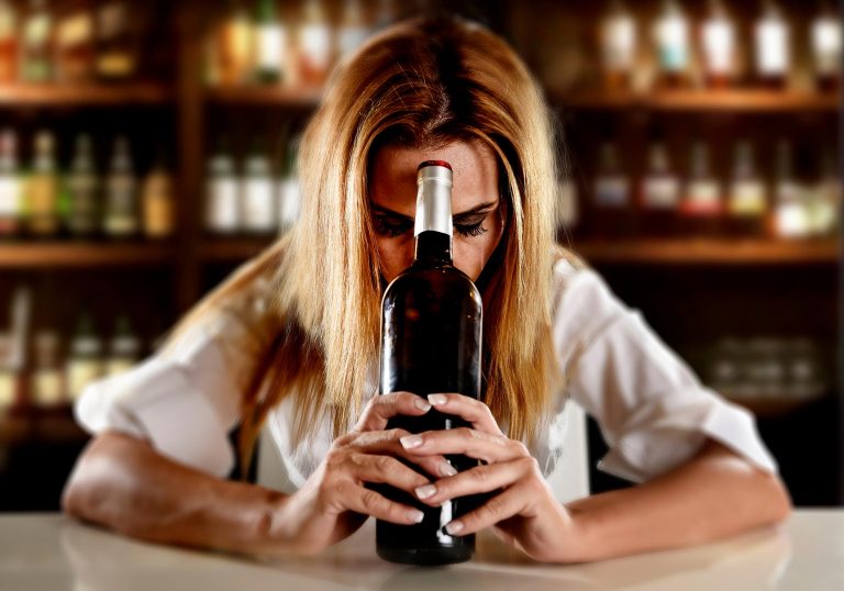 Sex Differences in Alcohol Abuse Fluctuating Estrogen Levels May Make