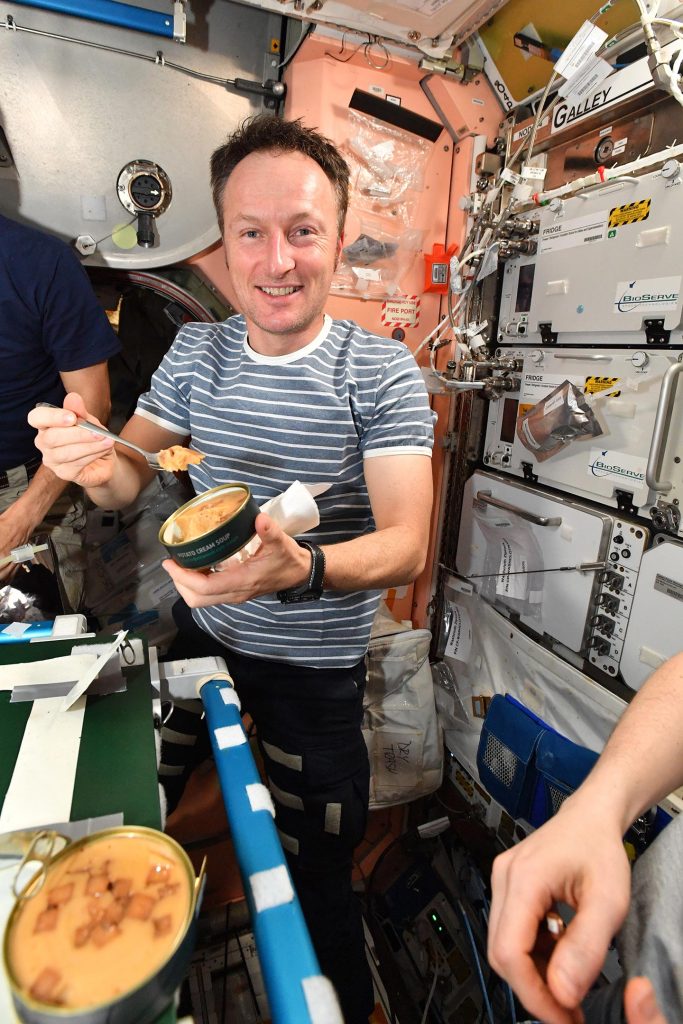 ESA astronaut Matthias Maurer eats Saarland potato soup