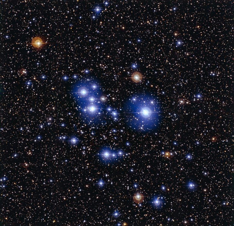 ESO Views the Blue Stars of Messier 47