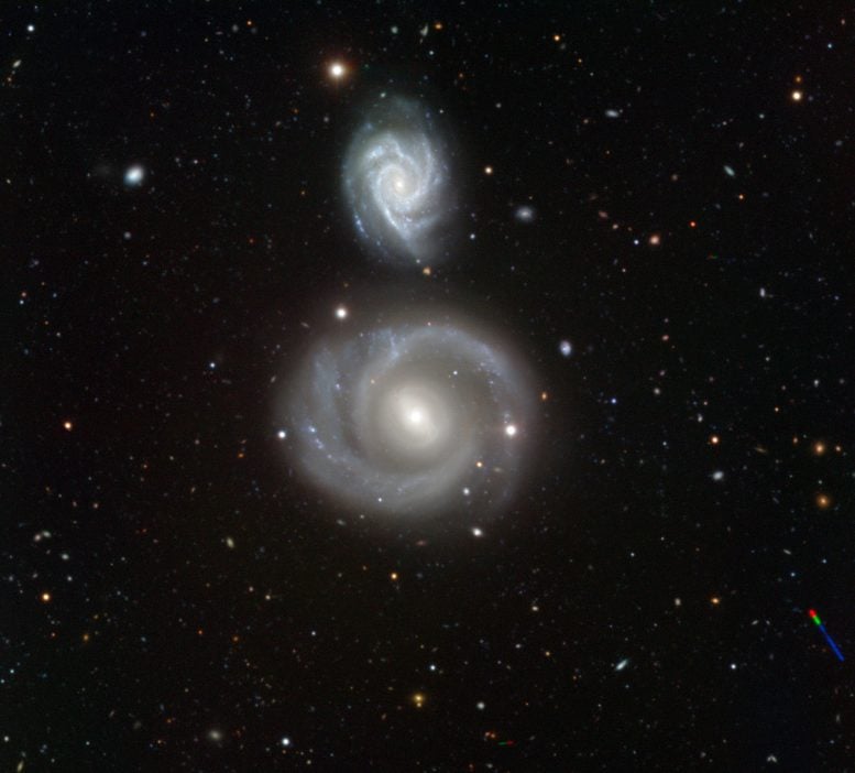 ESOs VLT Views Galaxies NGC 799 and NGC 800