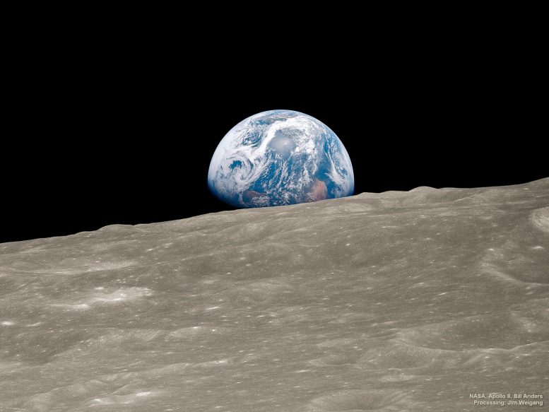 Earthrise Apollo 8 Remastered