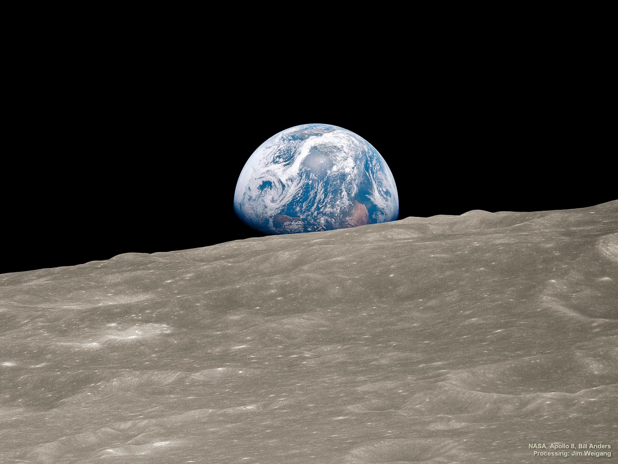 Historia słynnego zdjęcia wschodu Ziemi z Apollo 8 [Video]