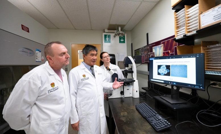 Edward (a cura di) Waldner, la dottoressa Gloria Roldan Urgoiti e il dottor Wee Yong