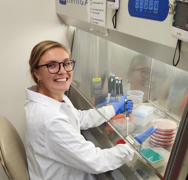 Erica Hastings in Lab