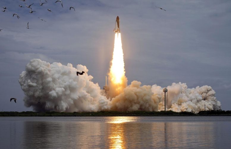 Final Space Shuttle Liftoff