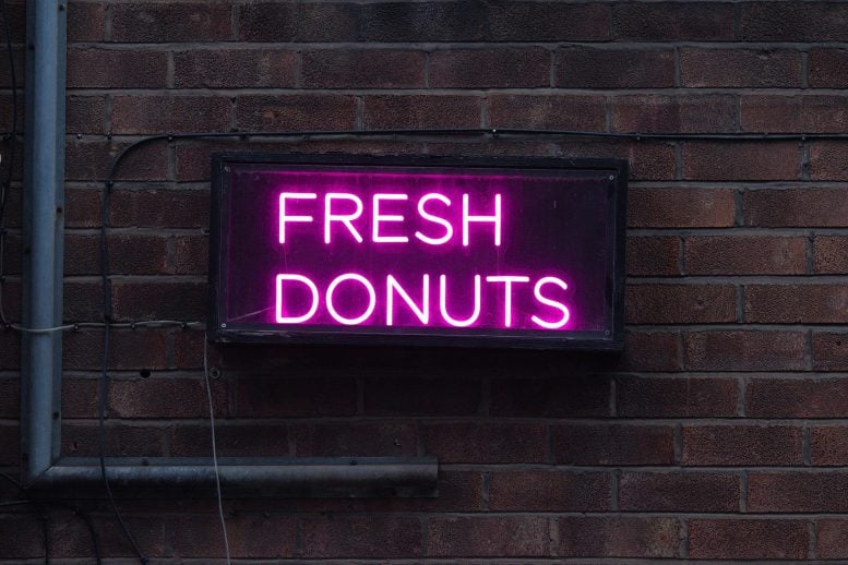 How Everyday Sights and Sounds Can Quietly Control Your Decisions